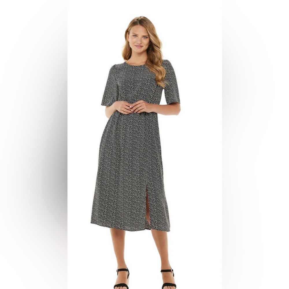Citrus and lemon long midi black and white dress with sleeves